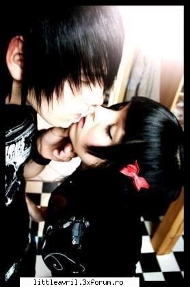 CuplOori emOem - kiss again and again and again - Emo pics